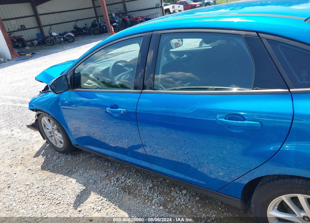 2015 FORD FOCUS SE VIN: 1FADP3F25FL274931