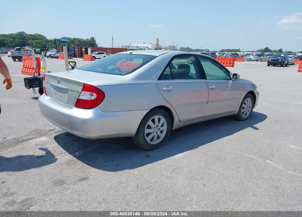 2004 TOYOTA CAMRY XLE VIN: 4T1BE32K04U276540