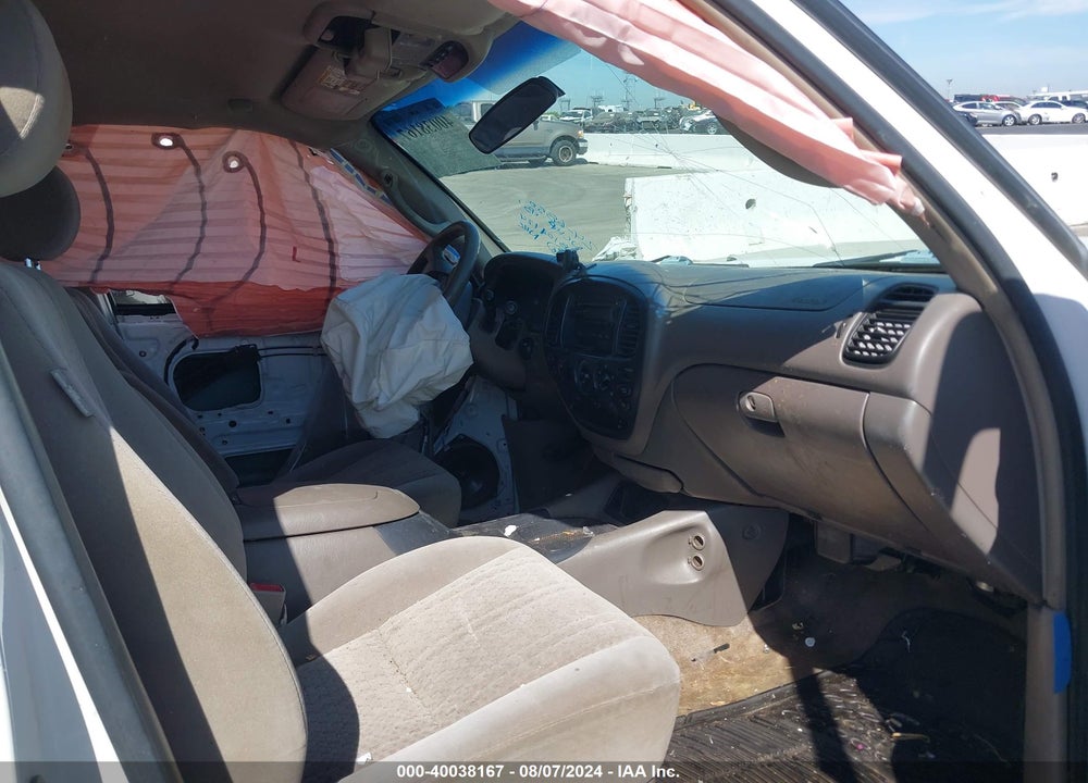 2005 TOYOTA TUNDRA SR5 V8 VIN: 5TBET341X5S467313