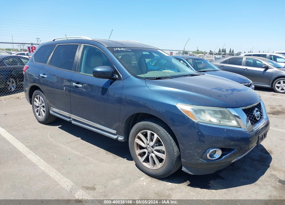 2013 NISSAN PATHFINDER SL VIN: 5N1AR2MN8DC632577