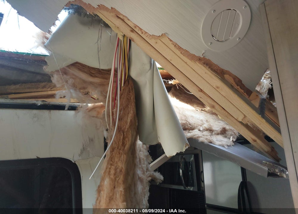2021 WINNEBAGO OTHER VIN: 54CFV5V25M6060541