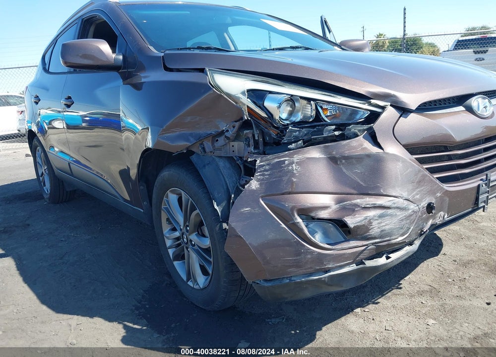 2015 HYUNDAI TUCSON SE VIN: KM8JUCAG2FU970970