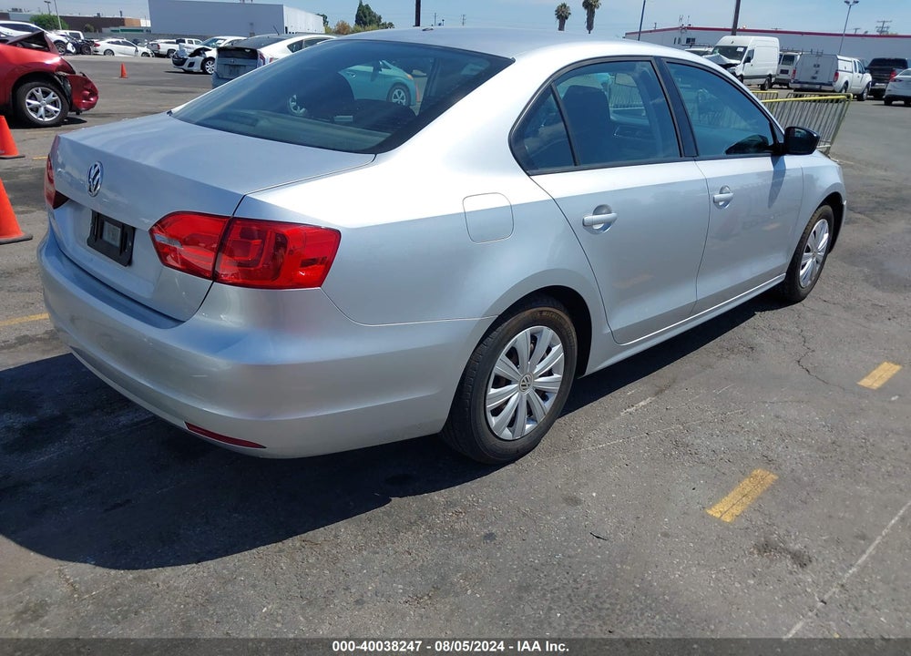 2014 VOLKSWAGEN JETTA 2.0L S VIN: 3VW2K7AJ9EM313472