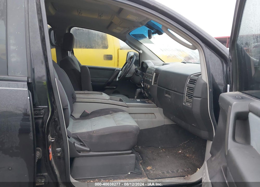 2004 NISSAN TITAN VIN: 1N6AA07B24N570970