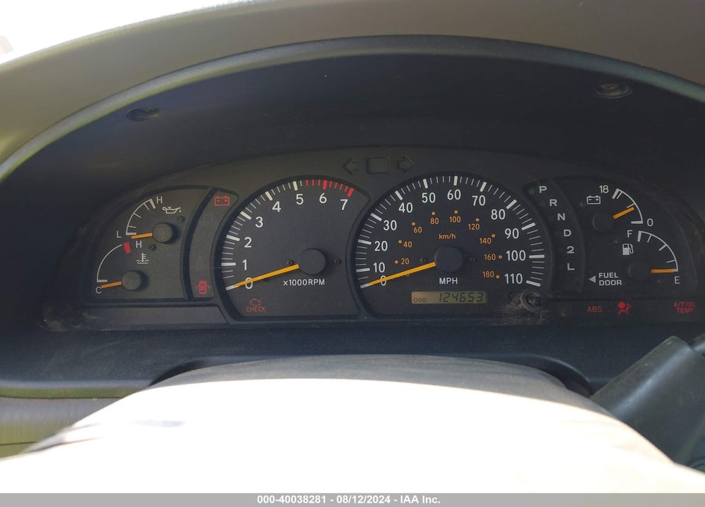 2003 TOYOTA TUNDRA SR5 V8 VIN: 5TBBT44193S346861