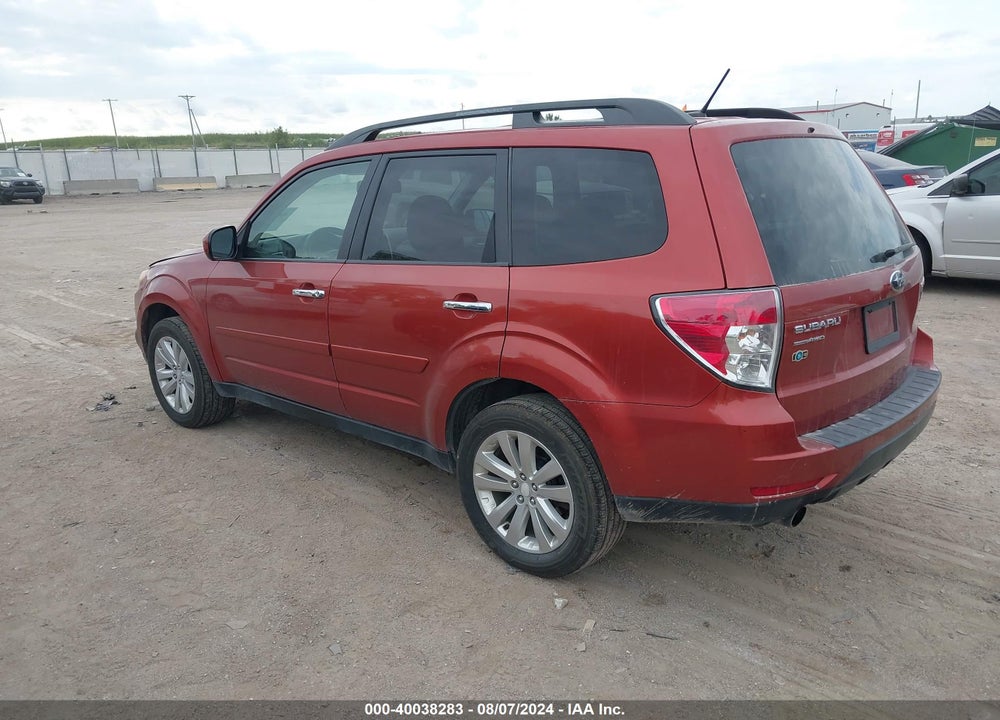 2011 SUBARU FORESTER 2.5X PREMIUM VIN: JF2SHBDC0BH731664