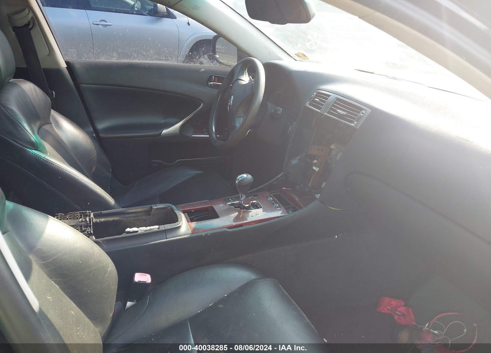2008 LEXUS IS 250 VIN: JTHCK262485018610