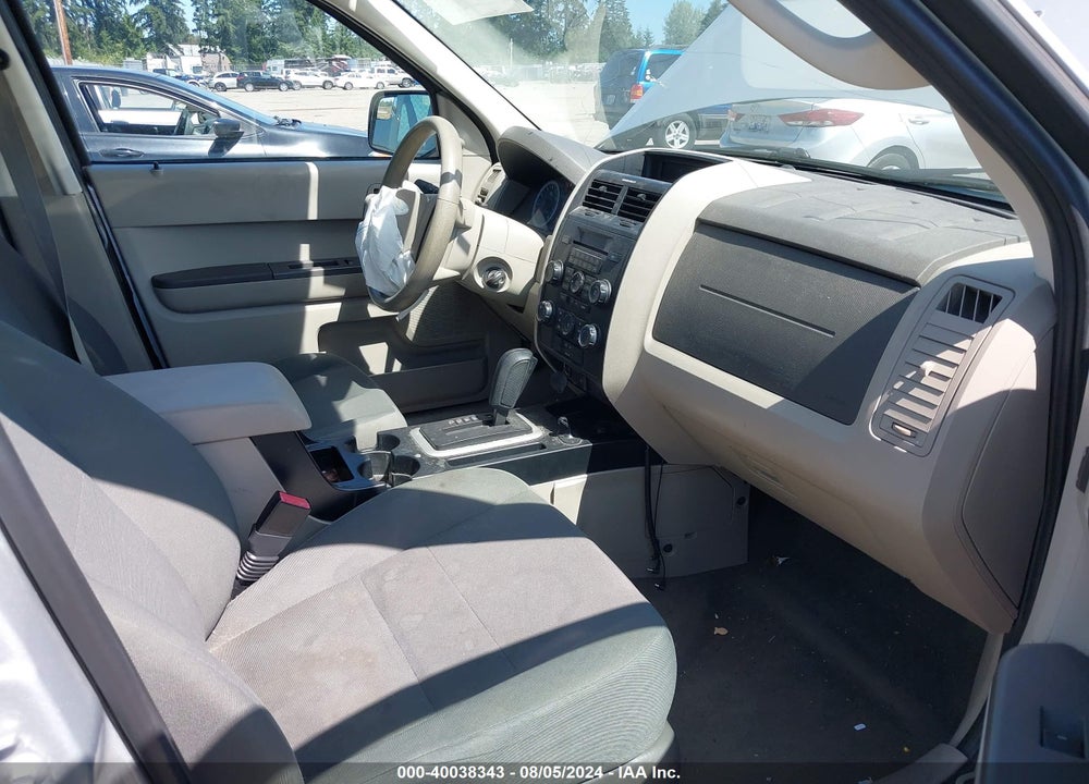 2011 FORD ESCAPE XLS VIN: 1FMCU0C75BKB14556