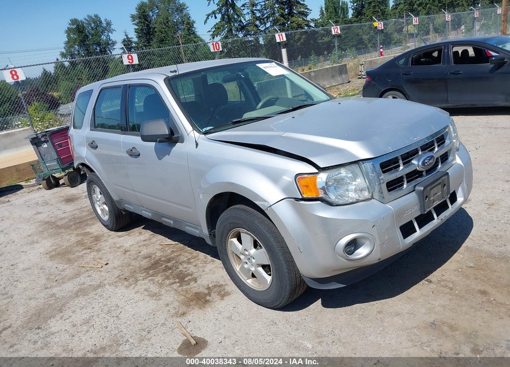 2011 FORD ESCAPE XLS VIN: 1FMCU0C75BKB14556