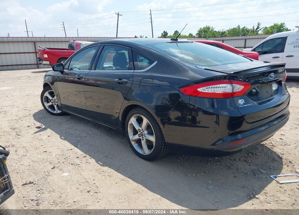2015 FORD FUSION SE VIN: 3FA6P0HD2FR135542