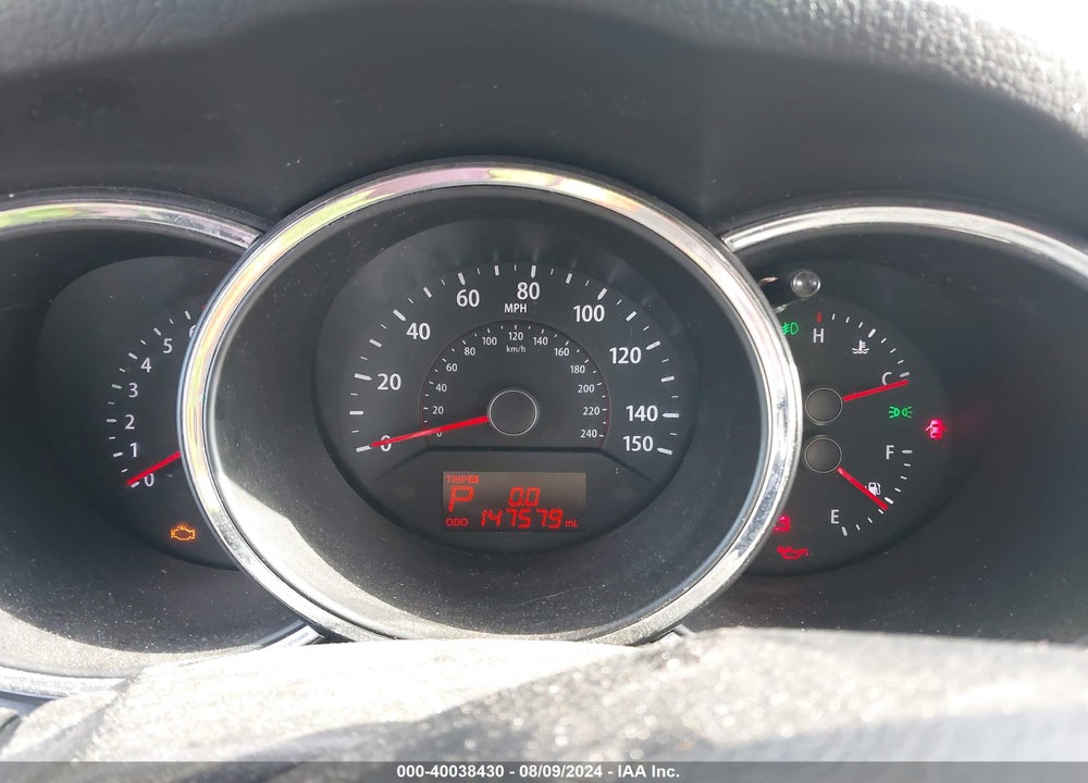 2013 KIA SORENTO LX VIN: 5XYKTCA63DG352171