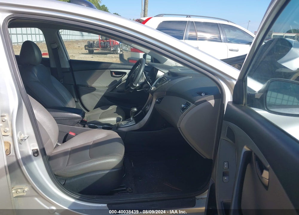2011 HYUNDAI ELANTRA VIN: KMHDH4AE1BU151450