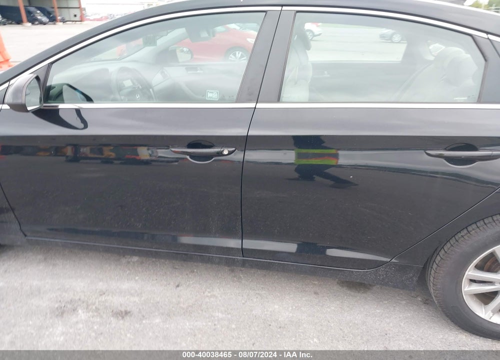 2017 HYUNDAI SONATA VIN: 5NPE24AF8HH531780