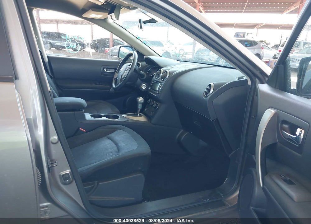 2013 NISSAN ROGUE S VIN: JN8AS5MT0DW552749