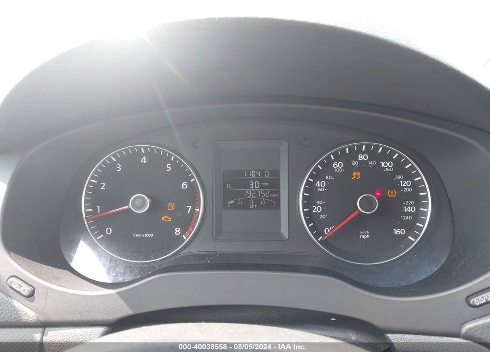 2014 VOLKSWAGEN JETTA 1.8T SE VIN: 3VWD17AJ8EM312082