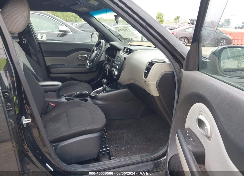 2015 KIA SOUL VIN: KNDJN2A25F7786640