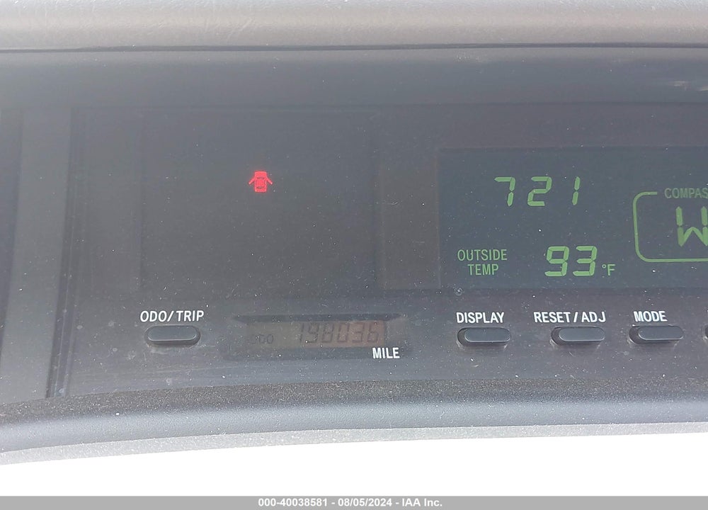 2000 TOYOTA AVALON XLS VIN: 4T1BF28B0YU102374