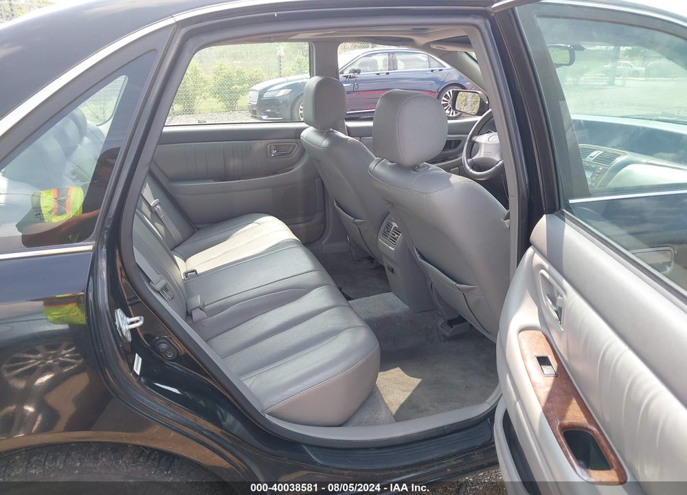 2000 TOYOTA AVALON XLS VIN: 4T1BF28B0YU102374