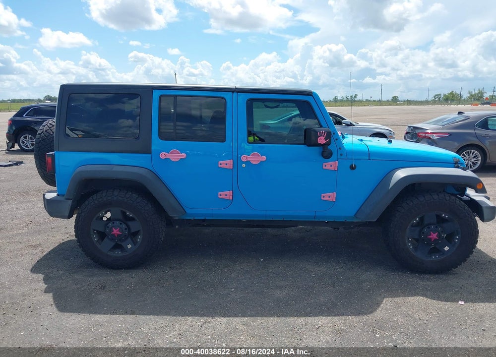 2017 JEEP WRANGLER UNLIMITED SPORT 4X4 VIN: 1C4BJWDG6HL738833
