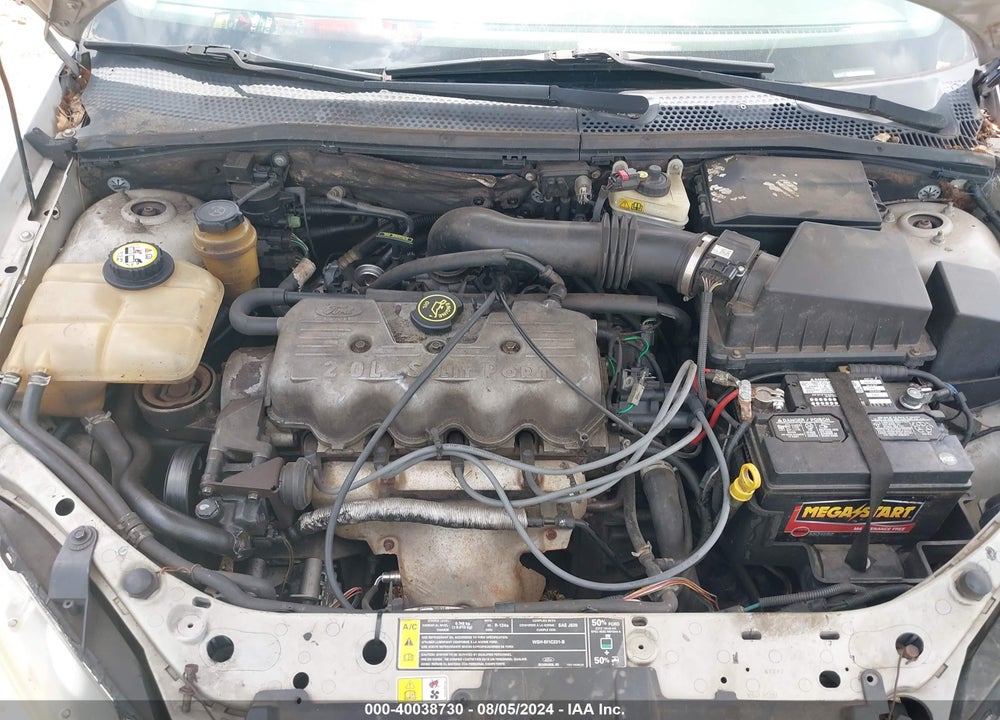 2000 FORD FOCUS SE VIN: 1FAFP34P7YW105101