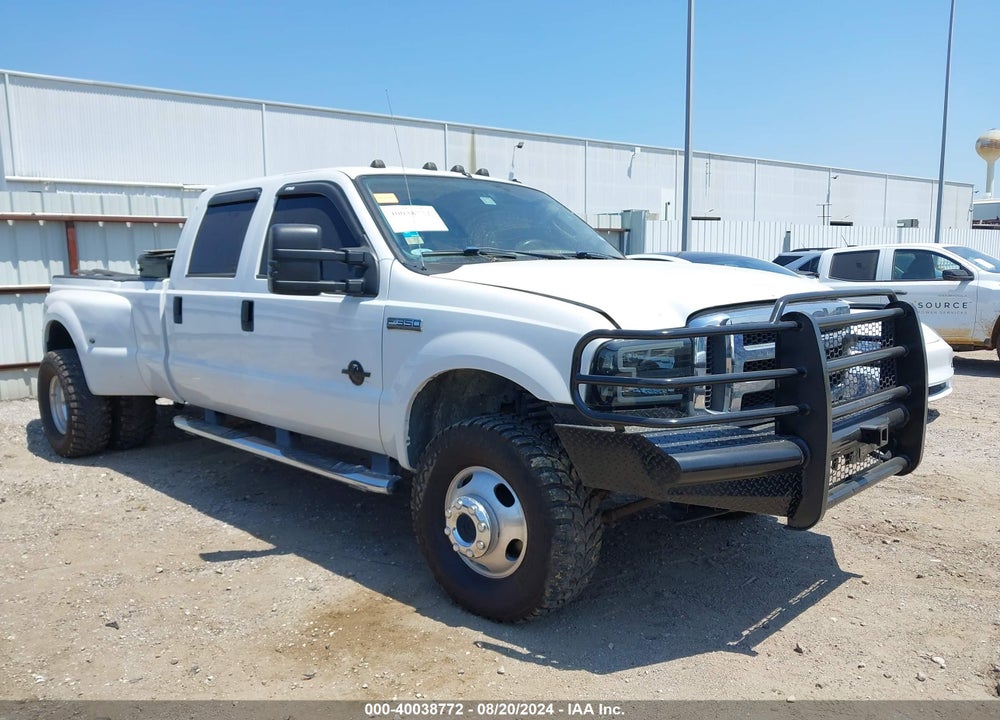 2005 FORD F-350 LARIAT/XL/XLT VIN: 1FTWW33P85EC11153