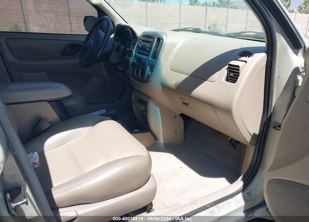 2003 FORD ESCAPE XLT VIN: 1FMCU93143KA92079