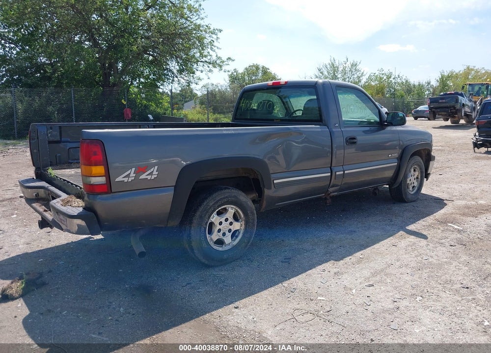 2000 CHEVROLET SILVERADO 1500 LS VIN: 1GCEK14T0YE198779