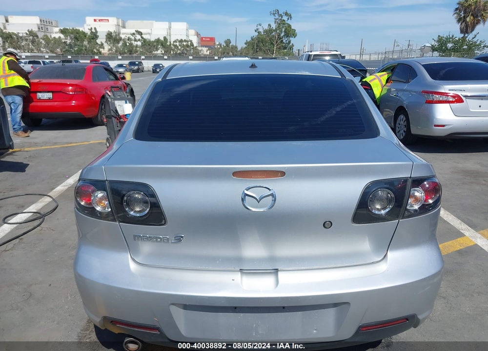 2008 MAZDA 3 I TOURING VALUE VIN: JM1BK32G181140675