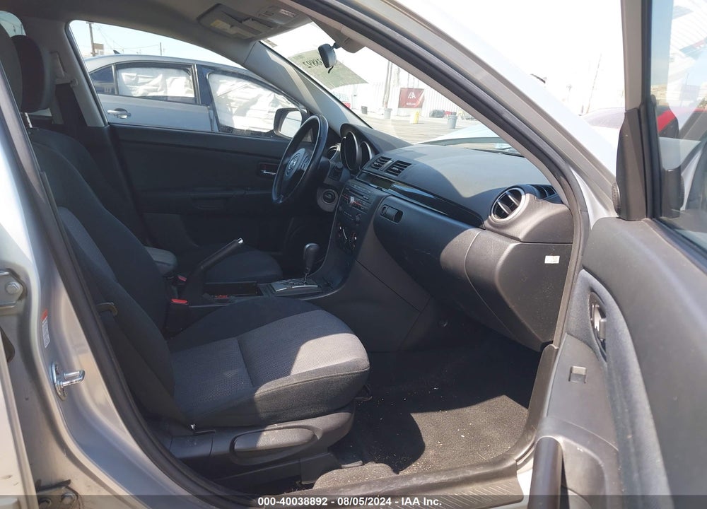 2008 MAZDA 3 I TOURING VALUE VIN: JM1BK32G181140675