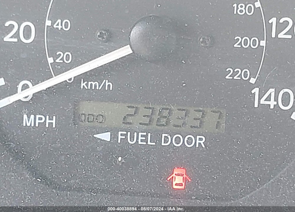 2000 TOYOTA CAMRY LE VIN: JT2BG22K9Y0480736