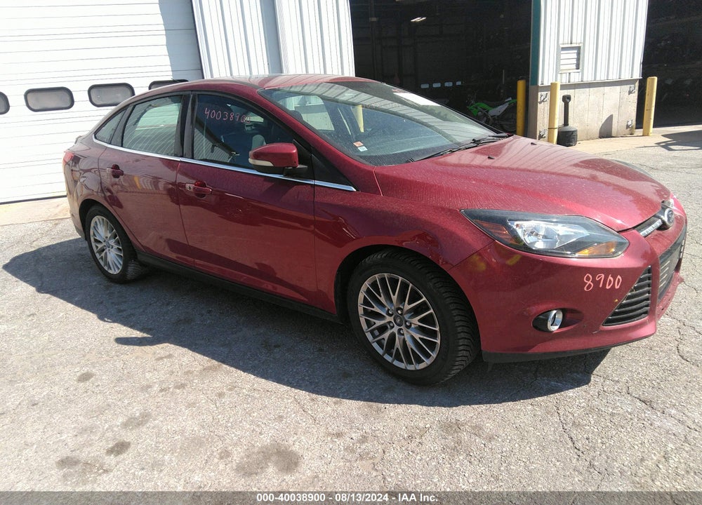 2013 FORD FOCUS TITANIUM VIN: 1FADP3J27DL208885