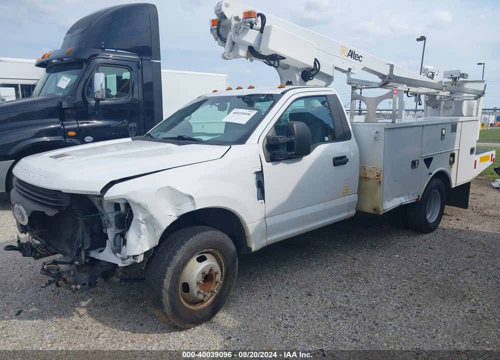 2019 FORD F-350 CHASSIS XL VIN: 1FDRF3G63KEC42140