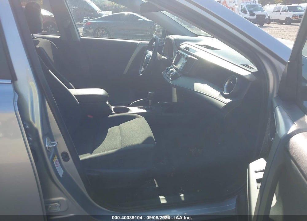 2017 TOYOTA RAV4 LE VIN: 2T3BFREV5HW690612