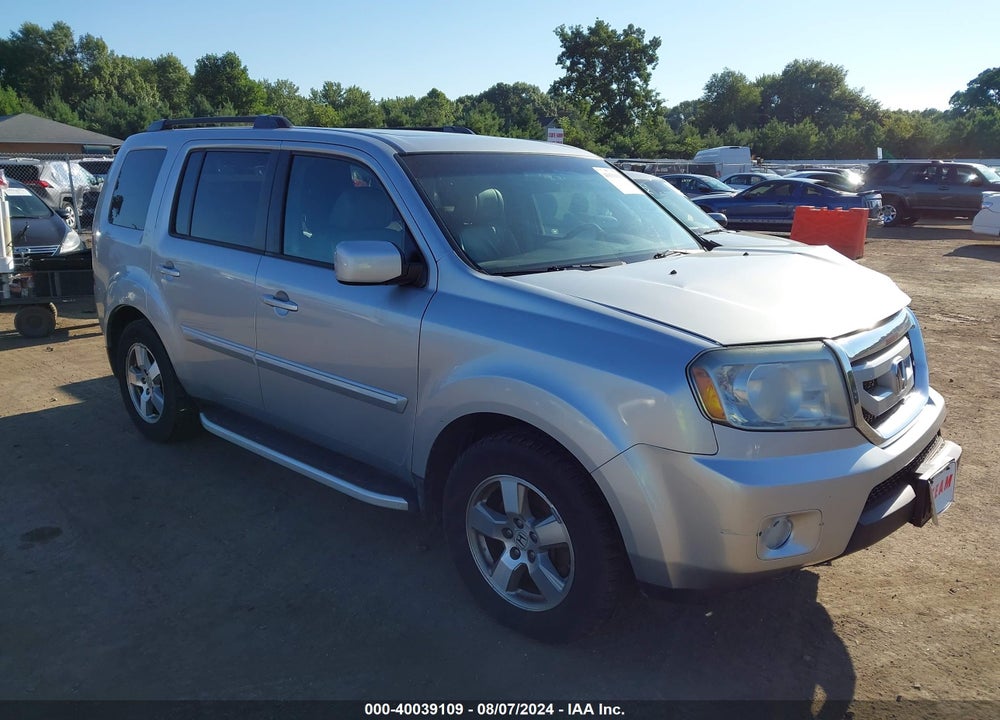 2010 HONDA PILOT EX-L VIN: 5FNYF4H61AB004708