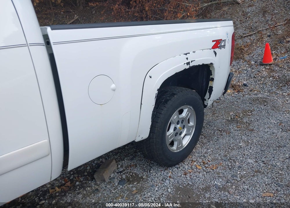 2007 CHEVROLET SILVERADO 1500 LT1 VIN: 1GCEK19J07Z631127