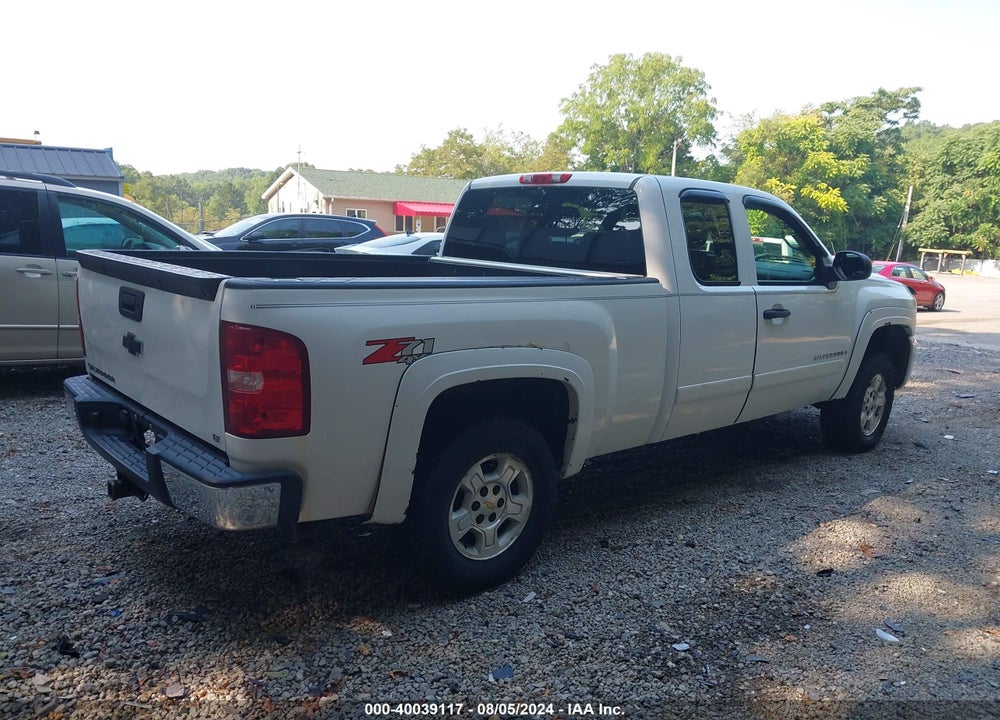 2007 CHEVROLET SILVERADO 1500 LT1 VIN: 1GCEK19J07Z631127