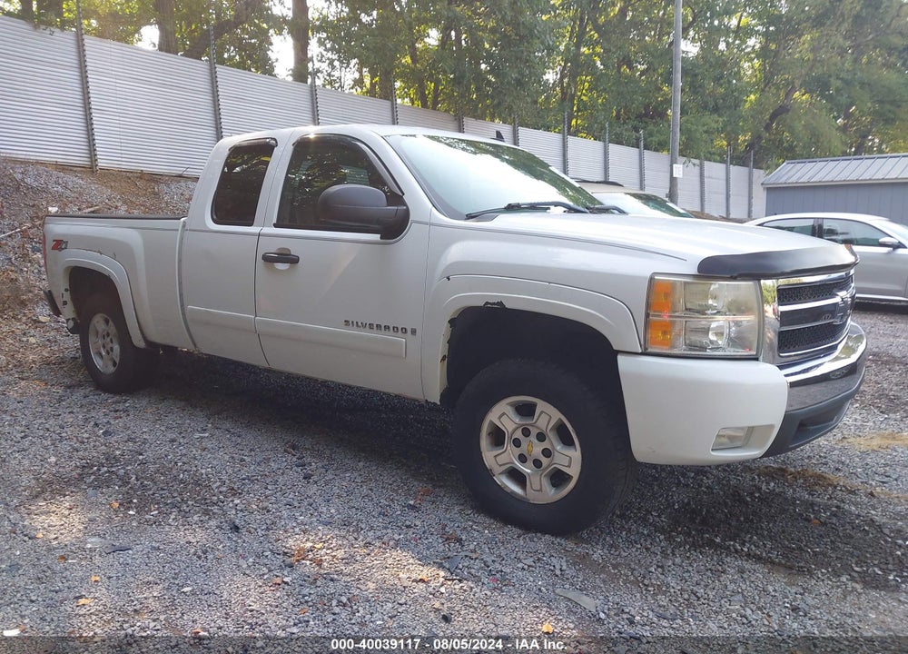 2007 CHEVROLET SILVERADO 1500 LT1 VIN: 1GCEK19J07Z631127