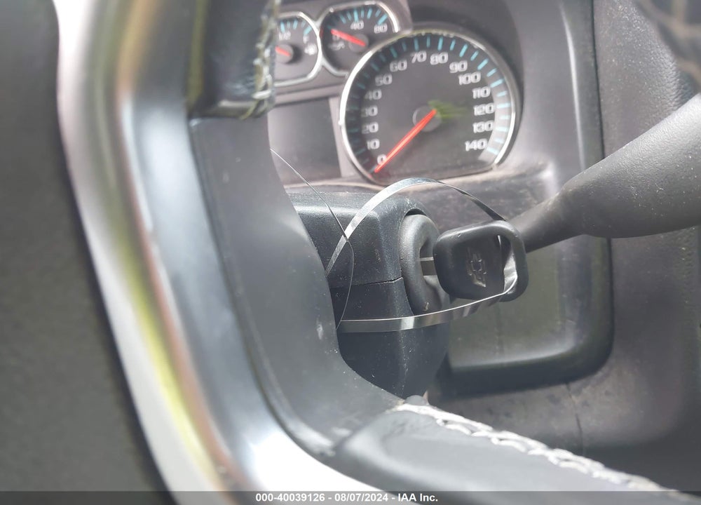 2015 CHEVROLET SILVERADO 1500 1LT VIN: 1GCVKREC1FZ195022