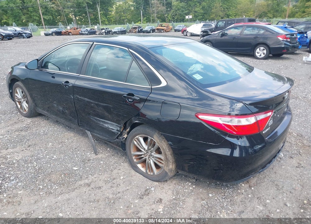2015 TOYOTA CAMRY SE VIN: 4T1BF1FK8FU933390