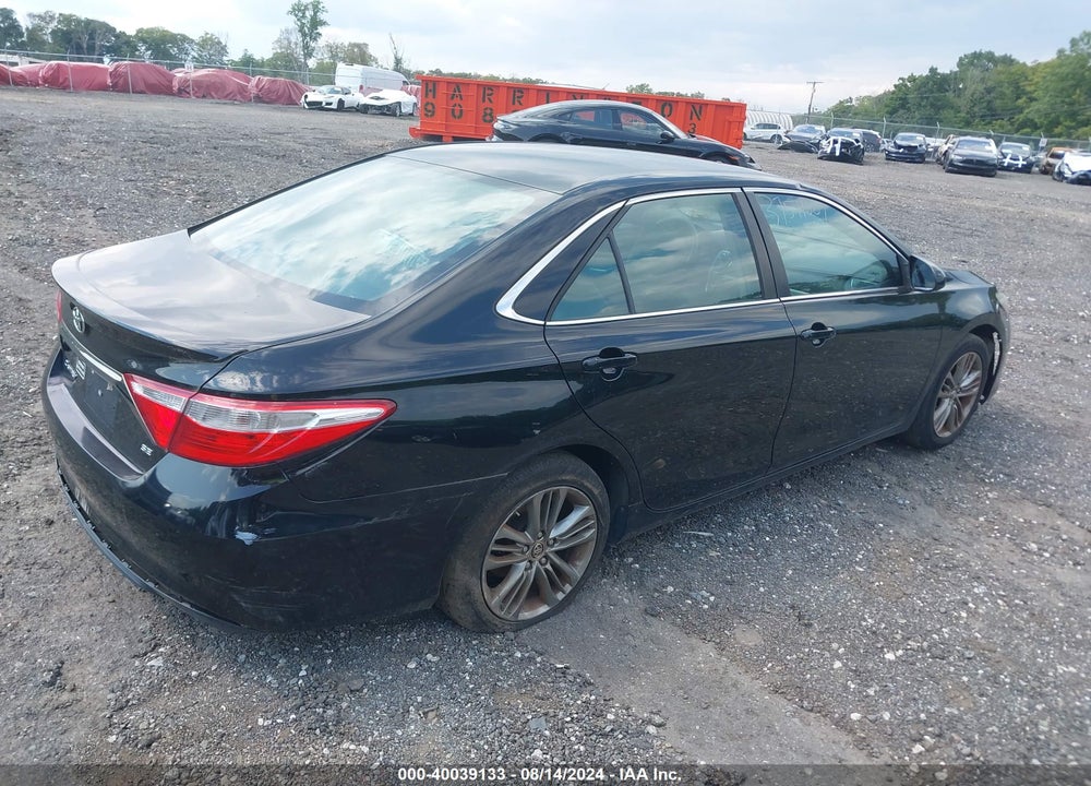 2015 TOYOTA CAMRY SE VIN: 4T1BF1FK8FU933390