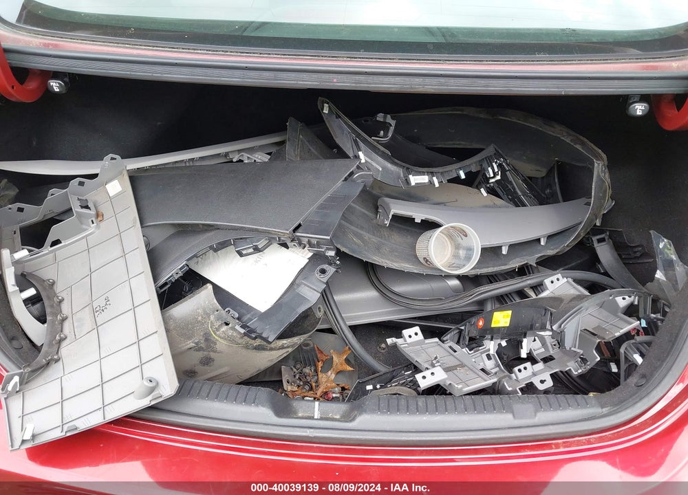 2015 HYUNDAI ELANTRA SE VIN: 5NPDH4AE1FH564568