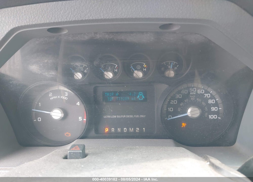 2011 FORD F-550 CHASSIS XLT VIN: 1FDUF5GTXBEB92705