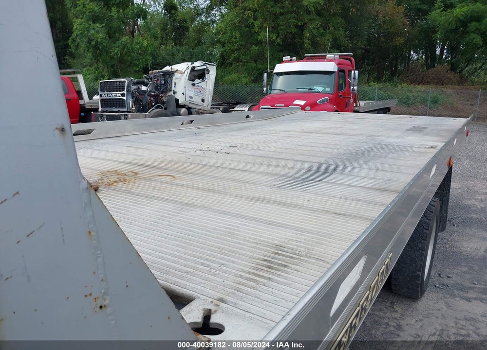 2011 FORD F-550 CHASSIS XLT VIN: 1FDUF5GTXBEB92705