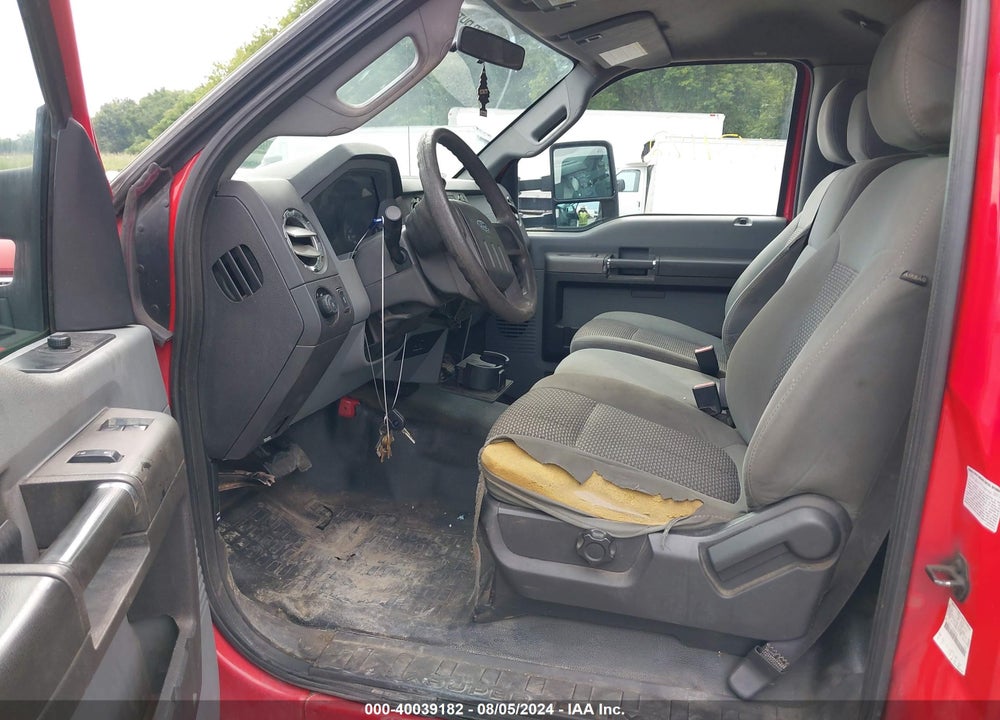 2011 FORD F-550 CHASSIS XLT VIN: 1FDUF5GTXBEB92705