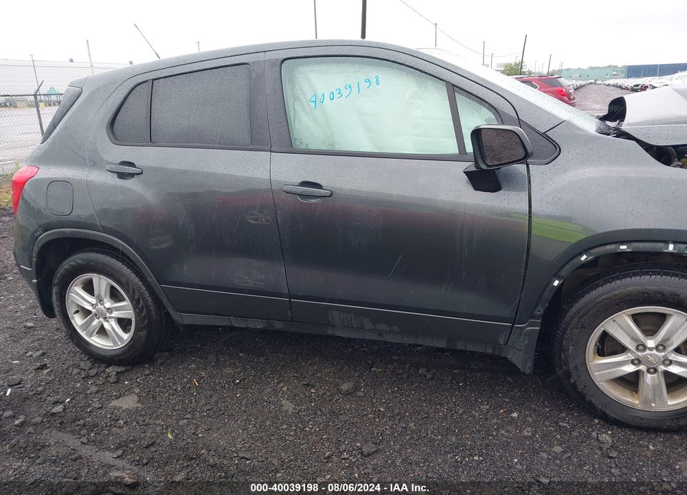 2019 CHEVROLET TRAX LS VIN: 3GNCJKSBXKL385391
