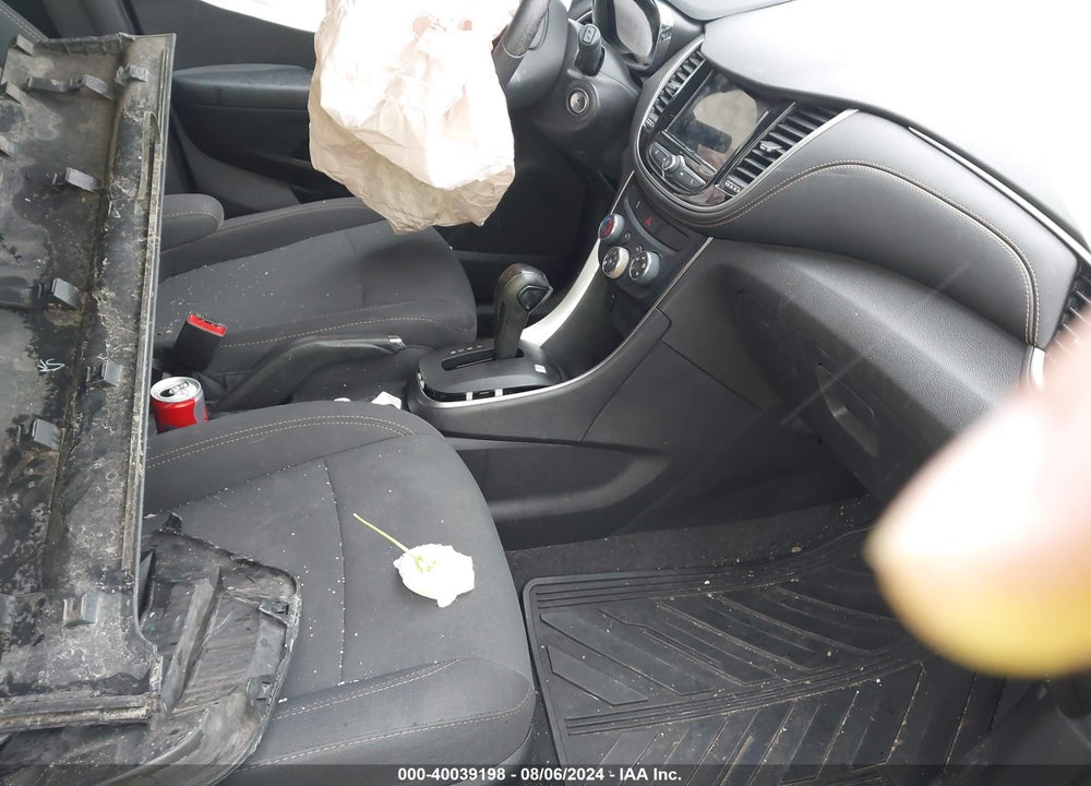 2019 CHEVROLET TRAX LS VIN: 3GNCJKSBXKL385391