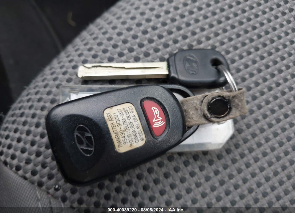 2011 HYUNDAI SONATA GLS VIN: 5NPEB4AC8BH242718