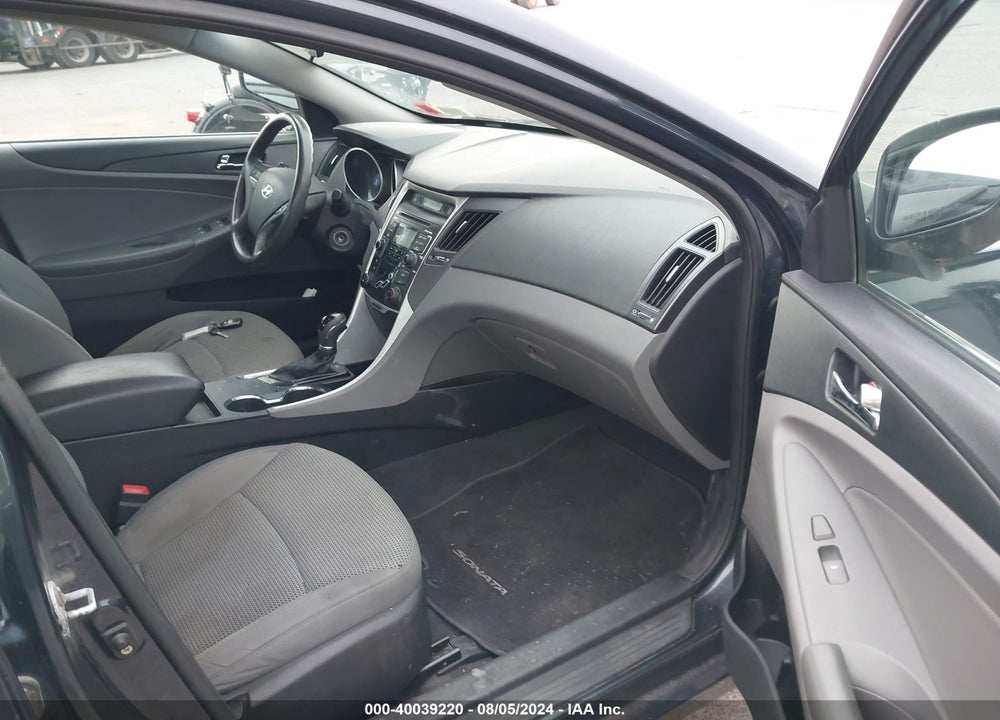 2011 HYUNDAI SONATA GLS VIN: 5NPEB4AC8BH242718