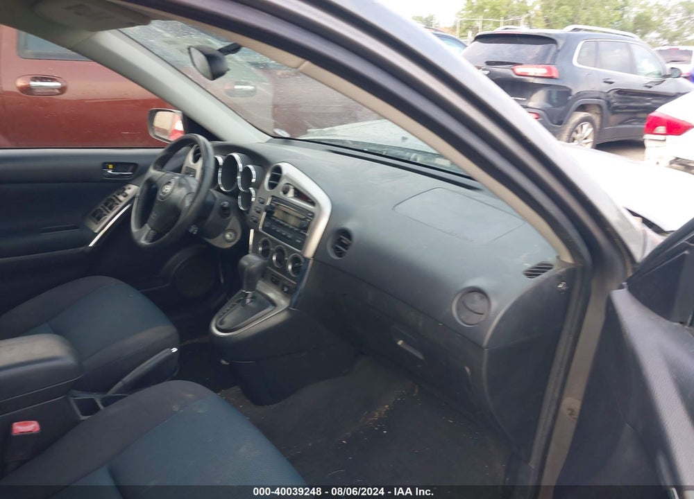 2005 TOYOTA MATRIX/XR VIN: 2T1KR32E85C463039
