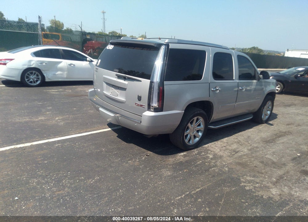 2013 GMC YUKON DENALI VIN: 1GKS2EEF4DR195474